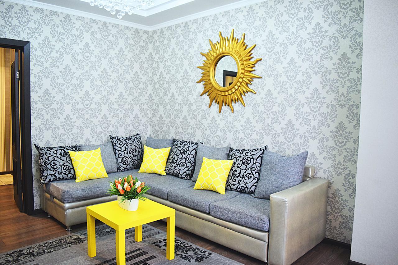 Maximus Apartament Bishkek Exterior foto